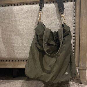 Lululemon On My Level Bag - Beautiful Green with Gold Hardware
